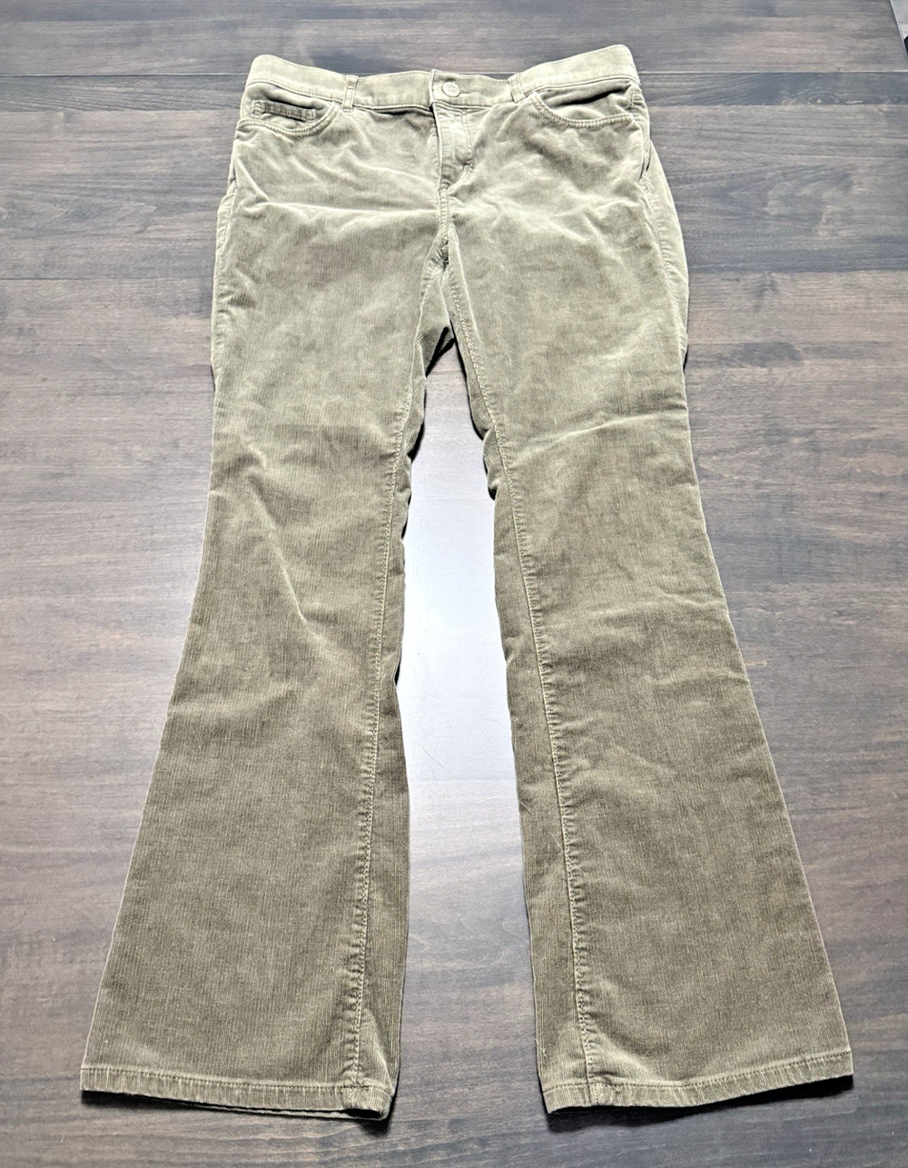 LOFT Women’s Modern Boot Corduroy Pants Size 29P/8 (31”W x 27”L) Green Bootcut